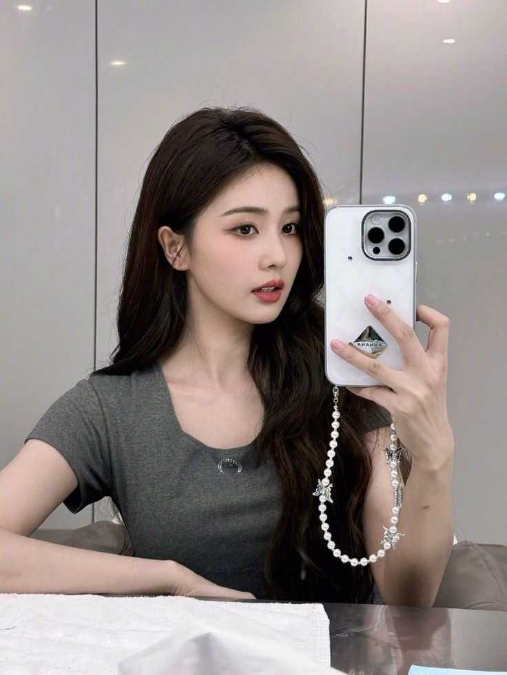 Korean Girl Pic