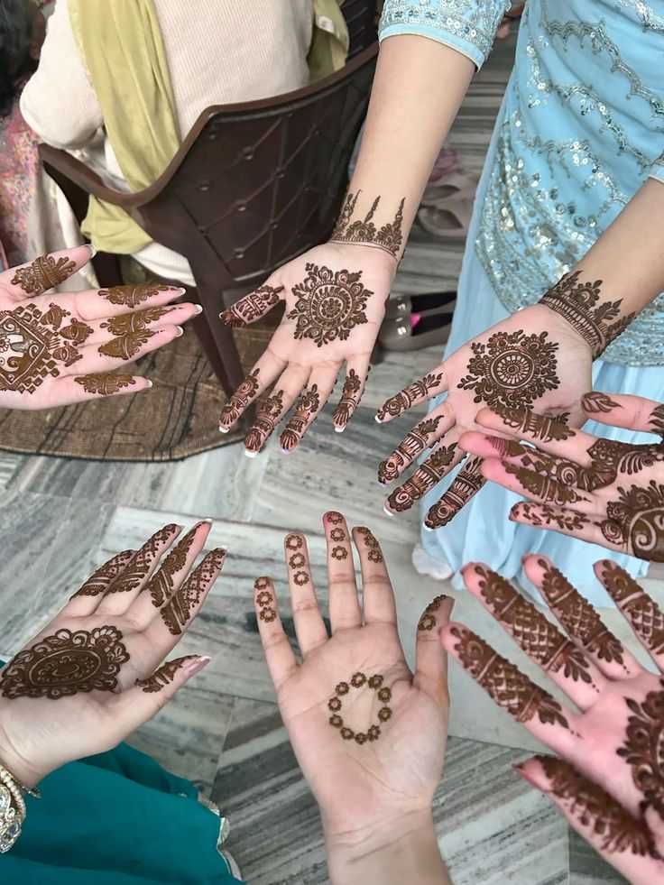 Mehndi Design Photos