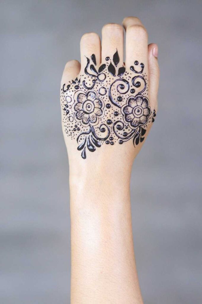 Mehndi Design Photos