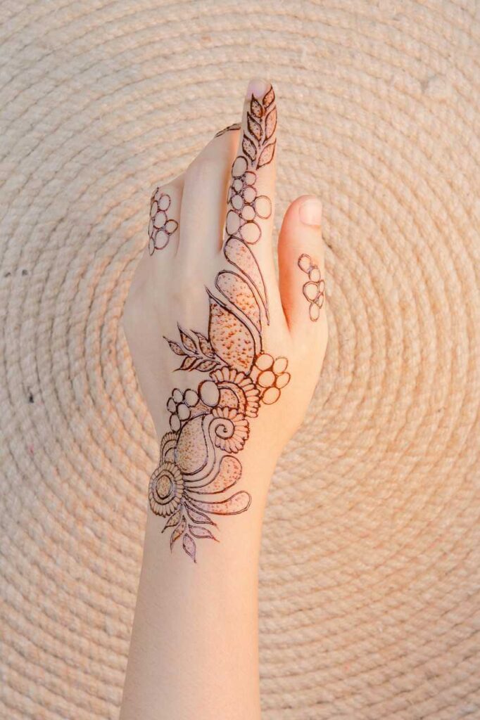 Mehndi Design Photos