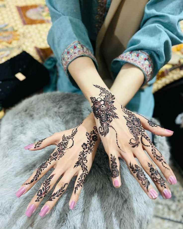 Mehndi Design Photos