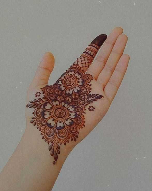 Mehndi Design Photos