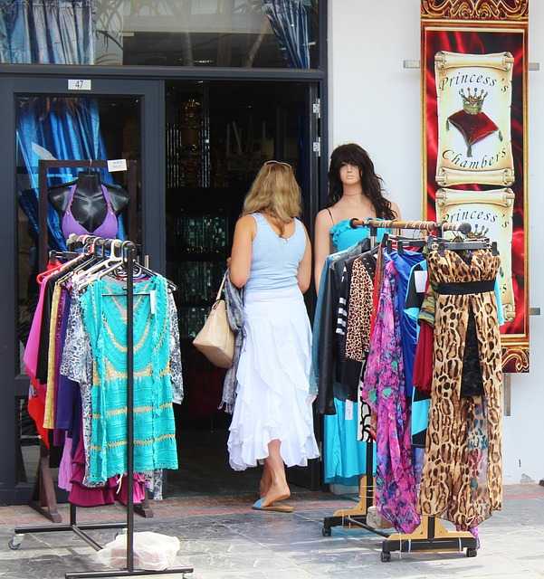 How to start an onbline Boutique
