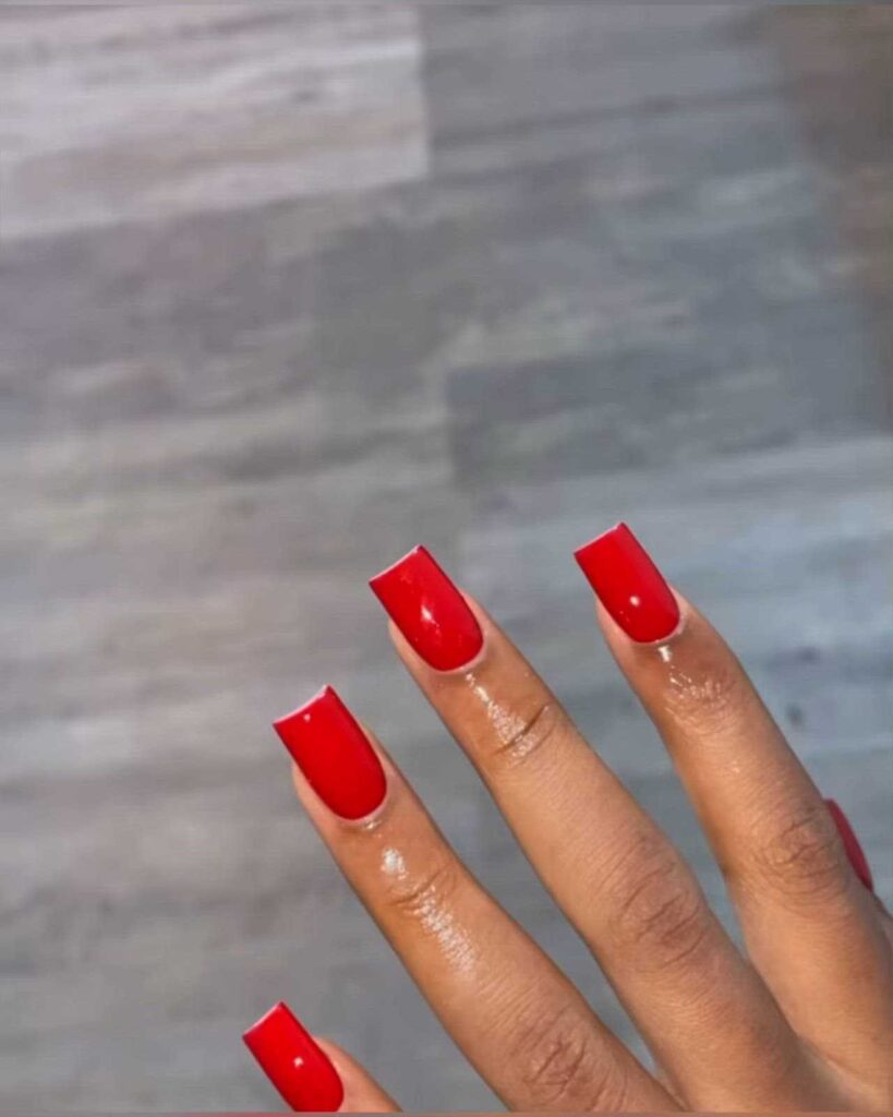 Red nails