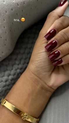 Red nails