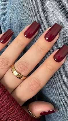 Red nails