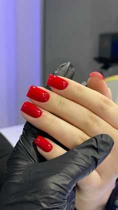 Red nails