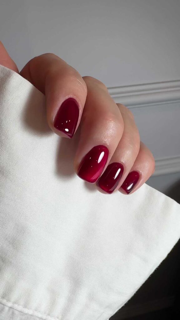 Red nails