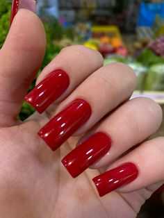 Red nails