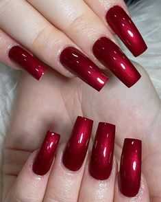 Red nails