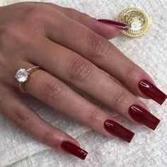 Red nails