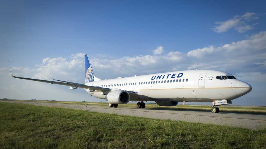 United Airlines Flight UA770 Emergency Diversion
